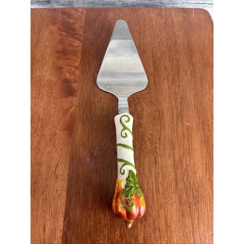 Temptations by Tara Tesher Ceramic Handle Pumpkin Patch Cake Pie Serving Utensil